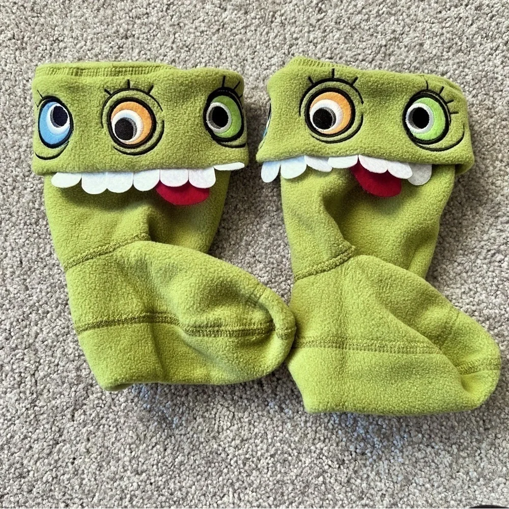 New! Hunter kids green alien fleece boot socks size medium (11-13)