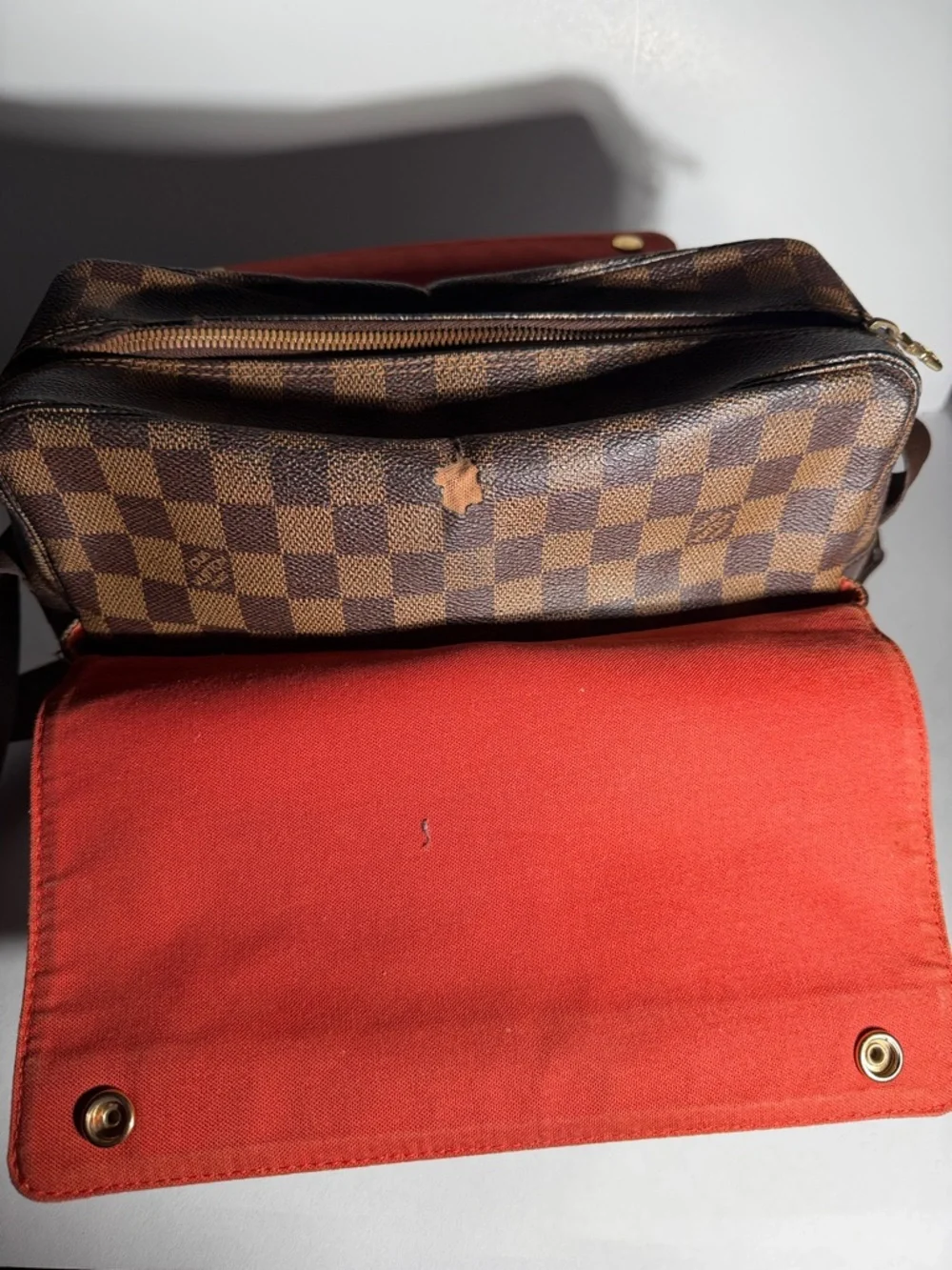 Louis Vuitton features why area