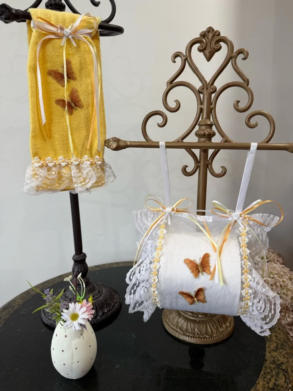 🦋 Hand Crafted Yellow & White Embroidered Towel & Toilet Paper Holder 🦋
