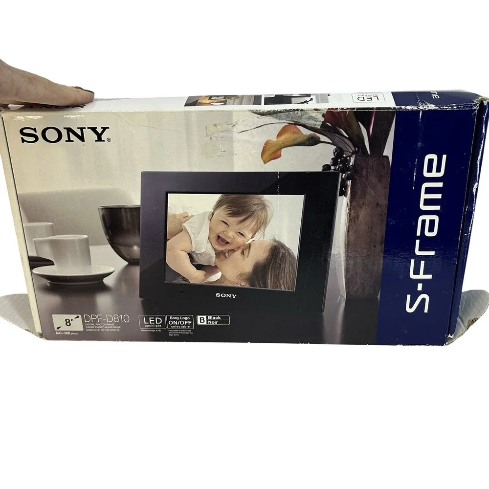 Sony S-Frame DPF-D810 8 Inch Digital Photo Frame LED Backlight Black Remote