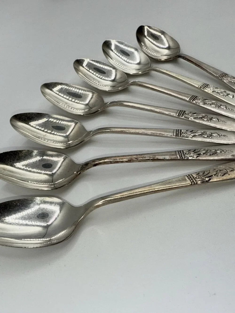Oneida SL & GH Rogers Silverplate 1948 PRESENTATION Seven (7 ) 6” Teaspoons