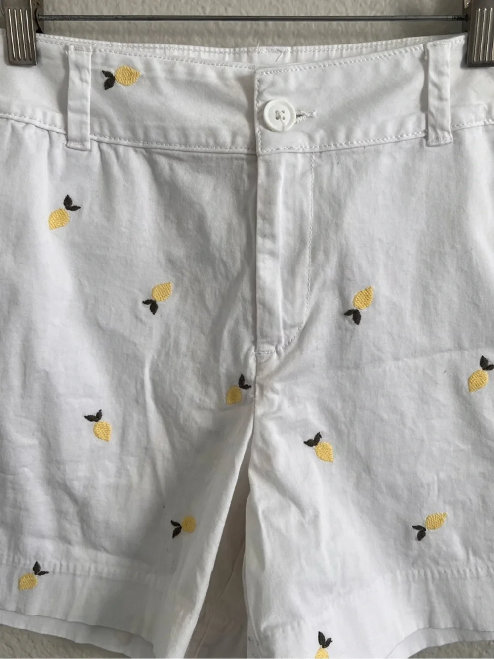 St. Johns Bay white lemon