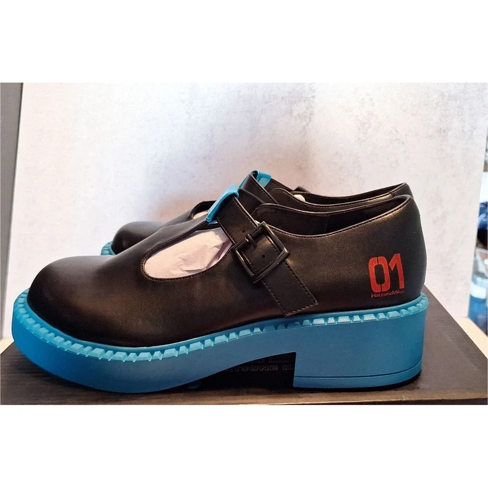 these hatsune