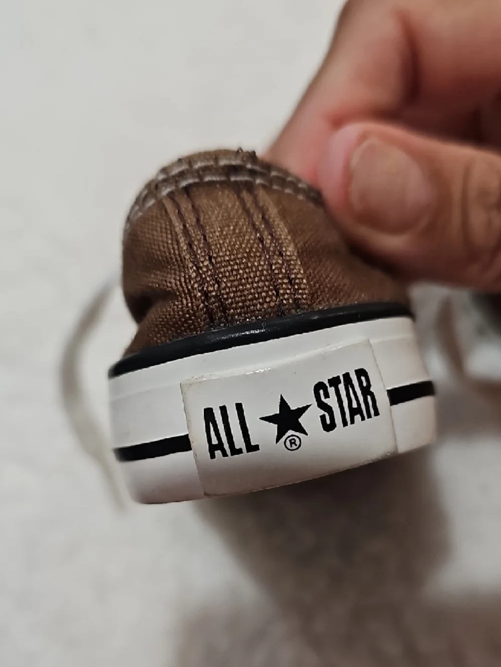 Converse laces comfort
