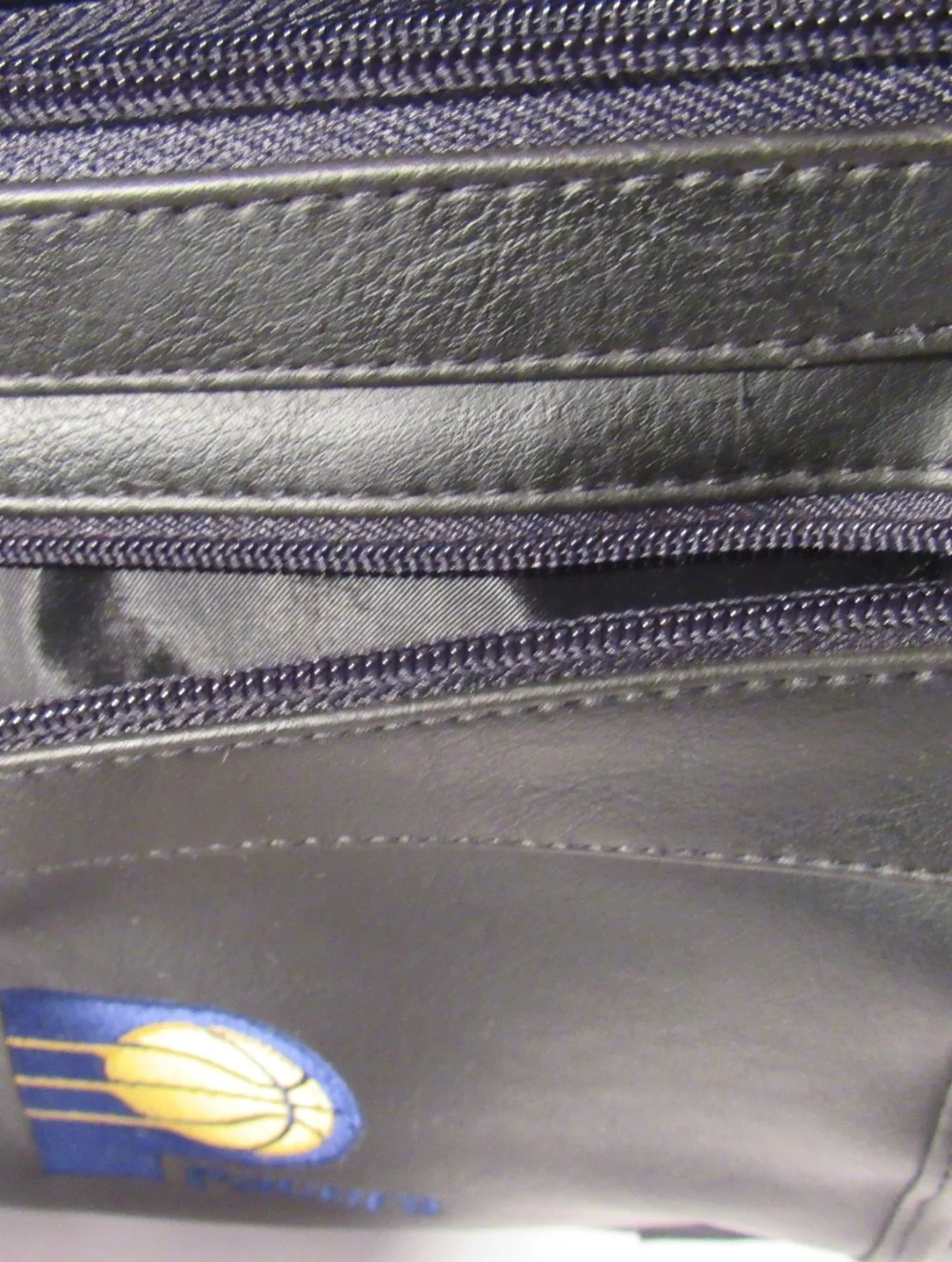 Ubranded laptop circa strap