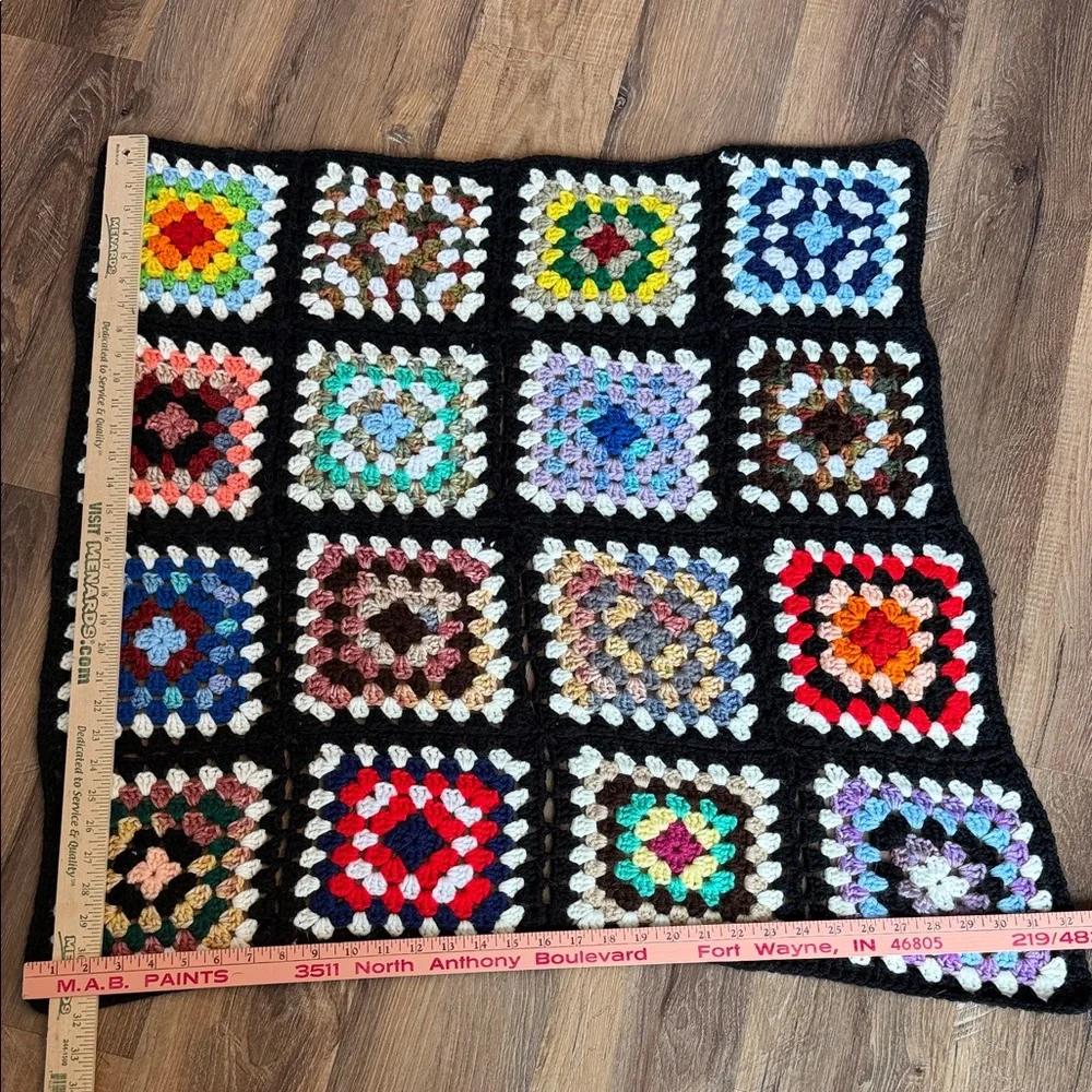 homemade striking accent square