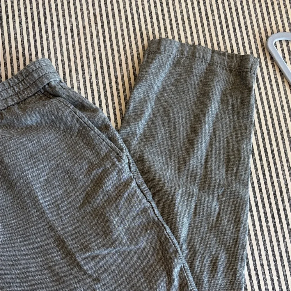 Banana Republic lightweight athletic