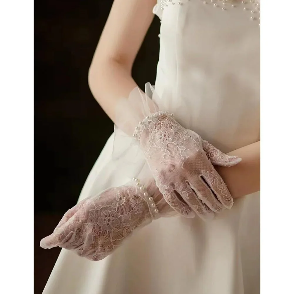 N/A weddings glove have