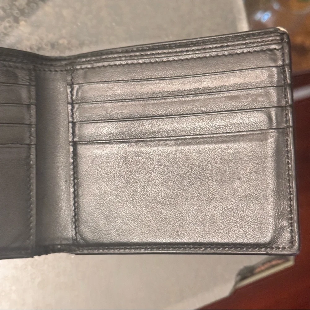 Saint Laurent wallet glossy style