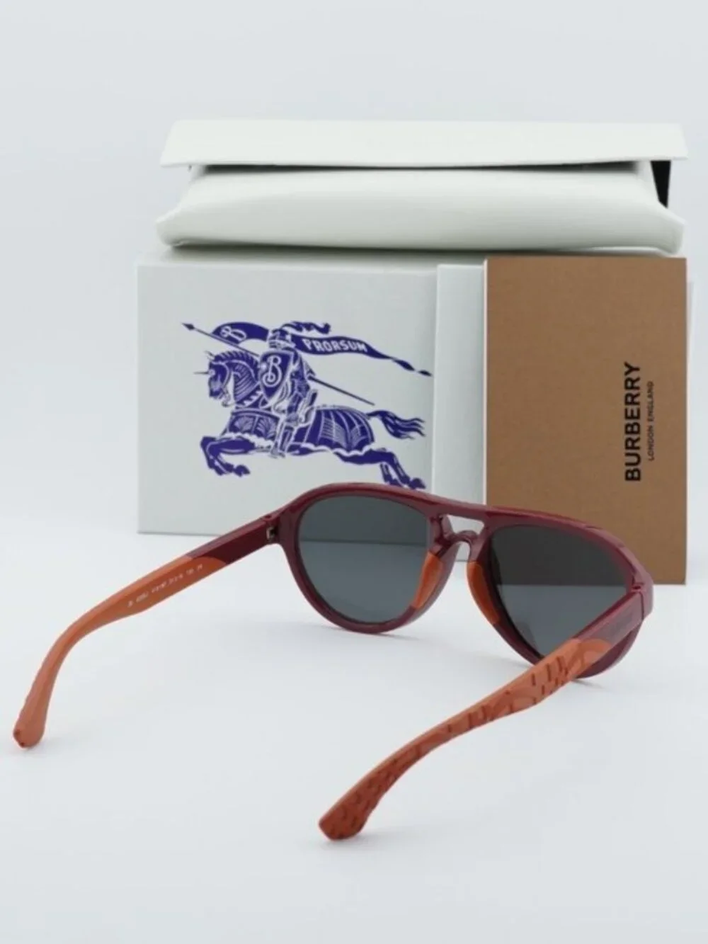 Burberry model jb4005u
