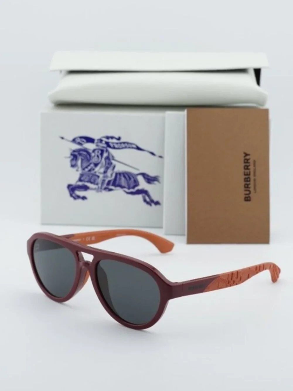 Burberry model jb4005u