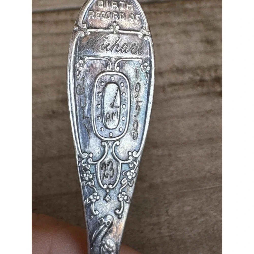 N/A vtg silver