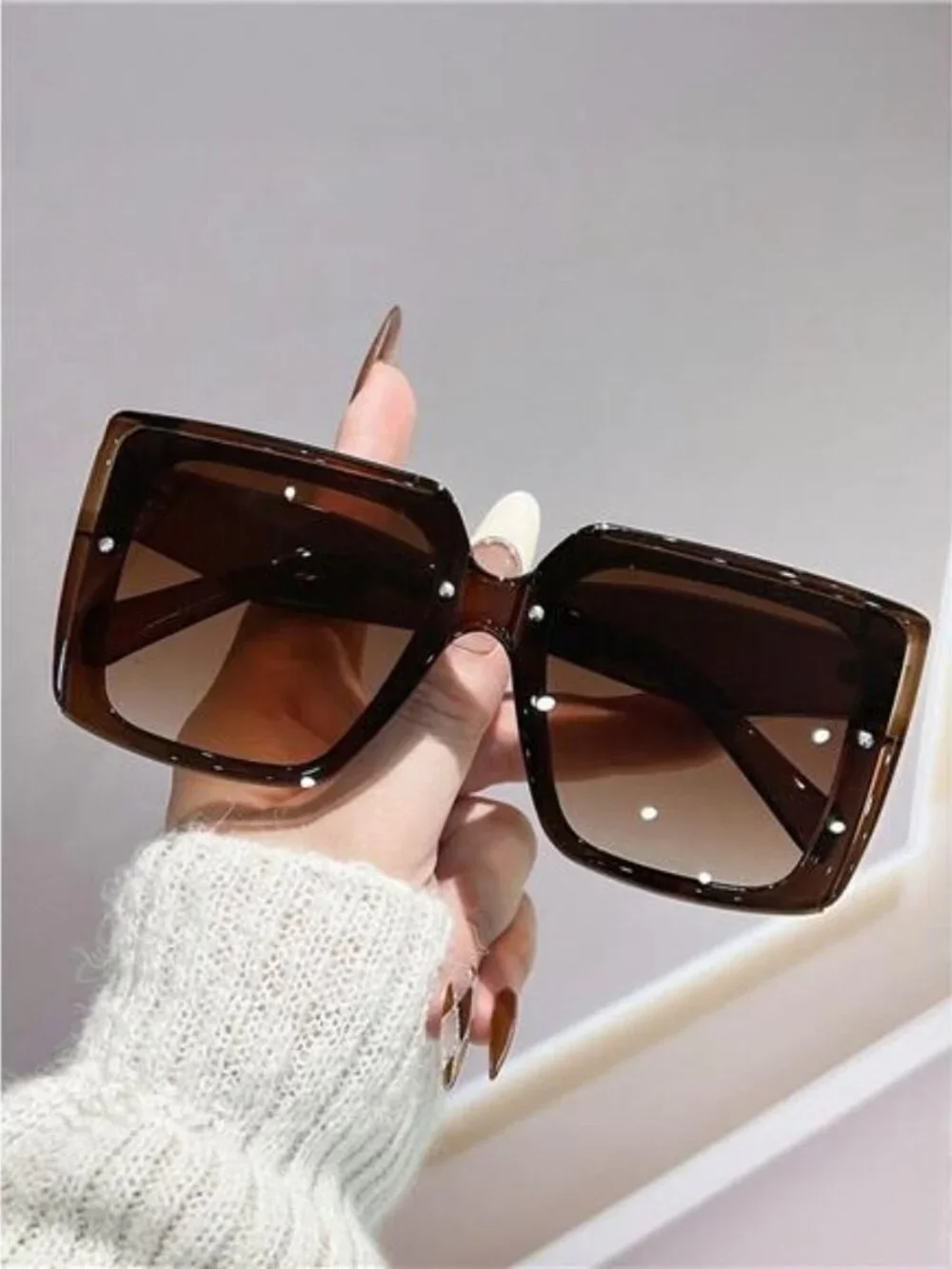 A Classy Chic Boutique *pieces piece