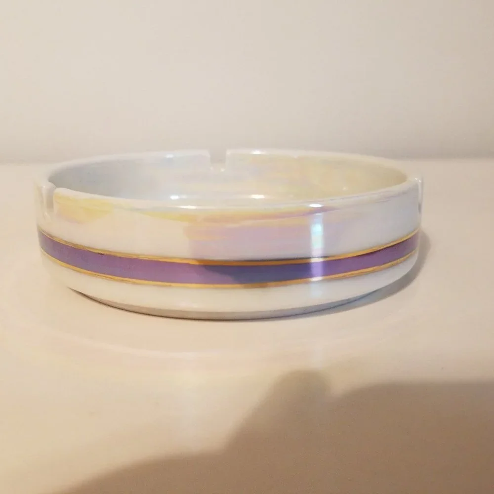 Unbranded sunshine trinket