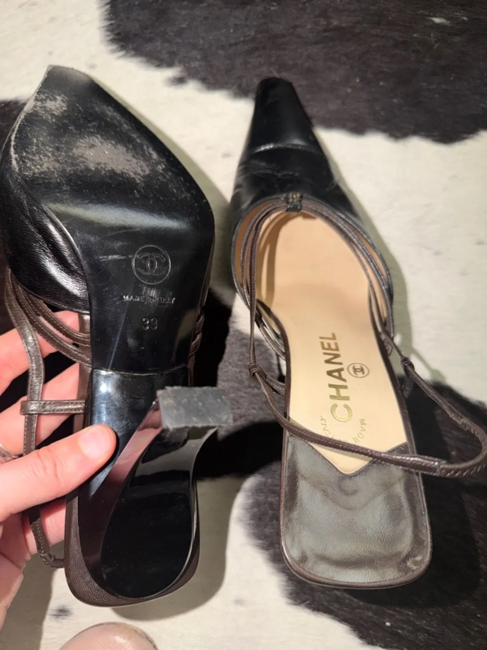 CHANEL elegant timeless
