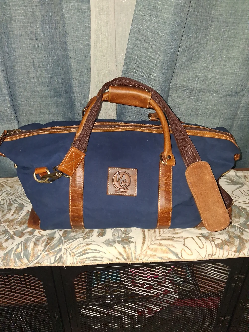 Canvas & Leather Weekender Bag in Navy Brown