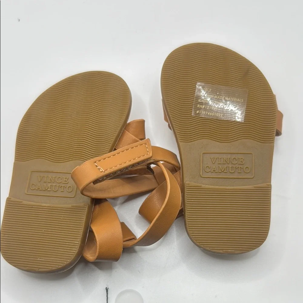 Vince Camuto Tan Sandals Classic‎ Design