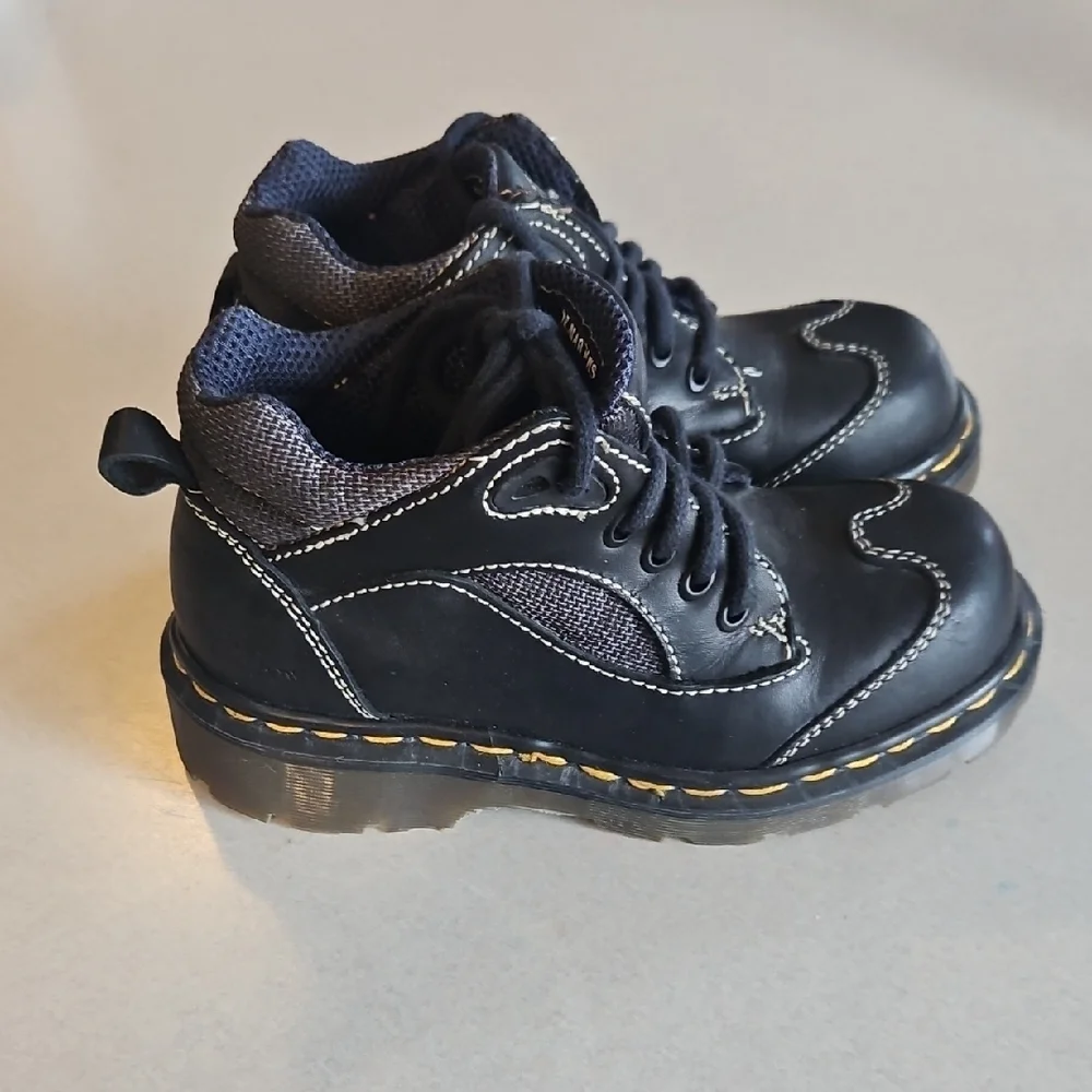 Dr Martens Youth Boots