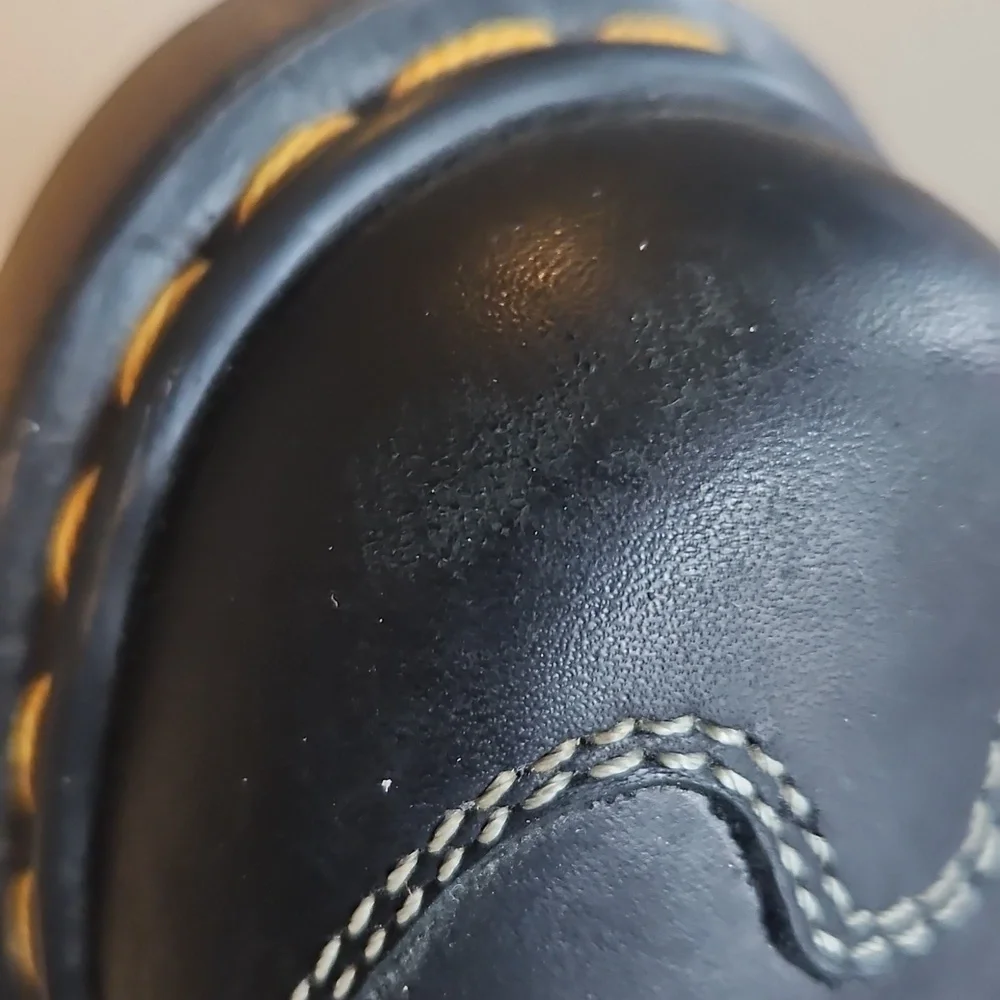 Dr Martens Youth Boots