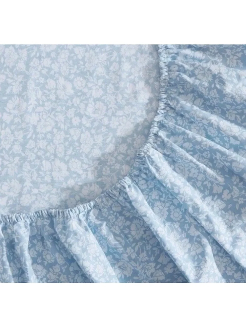 Laura Ashley ~ QUEEN ~ Heirloom Ditzy Blue Floral ~ 4 Pc. Sheet Set 100% Cotton