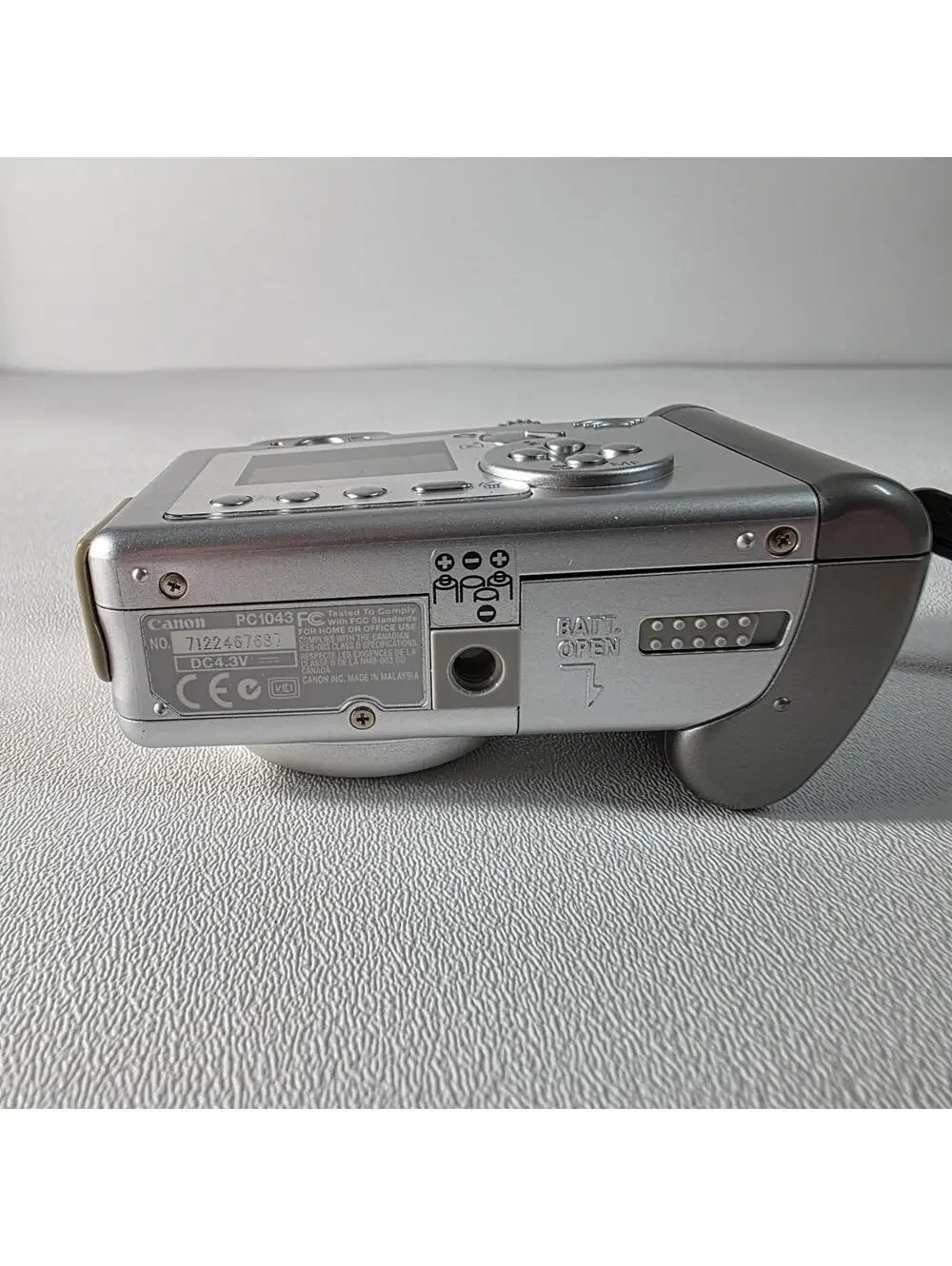 Canon pictures purchasing camera