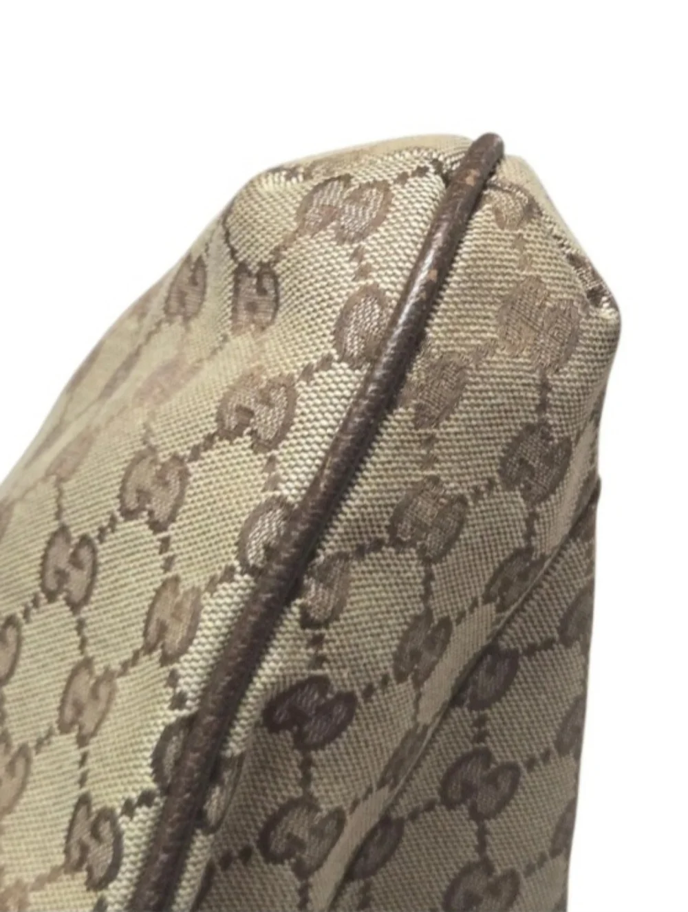 Gucci classic messenger