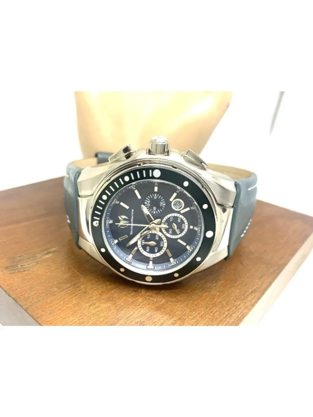Technomarine women watch