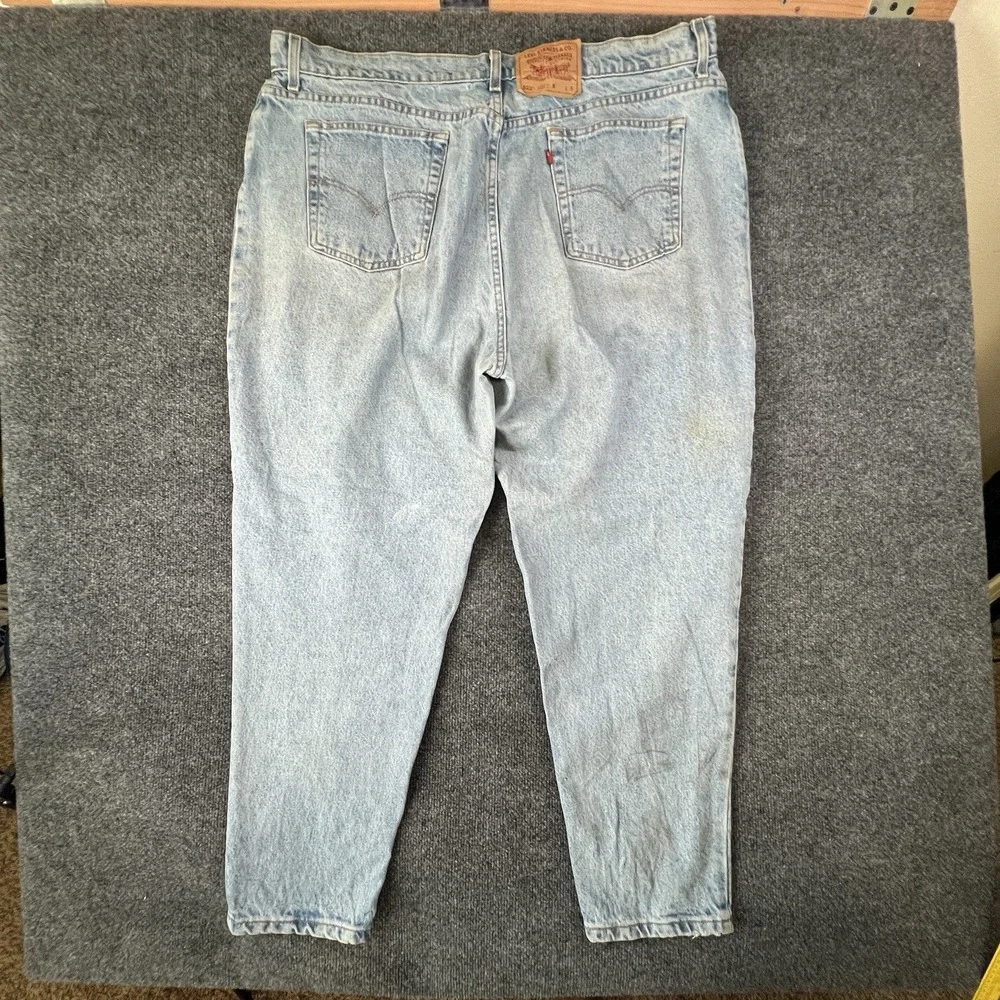 Levi's 522 Tapered Fit Jeans Light Wash Vintage USA 90s High Rise 42x28‎ READ