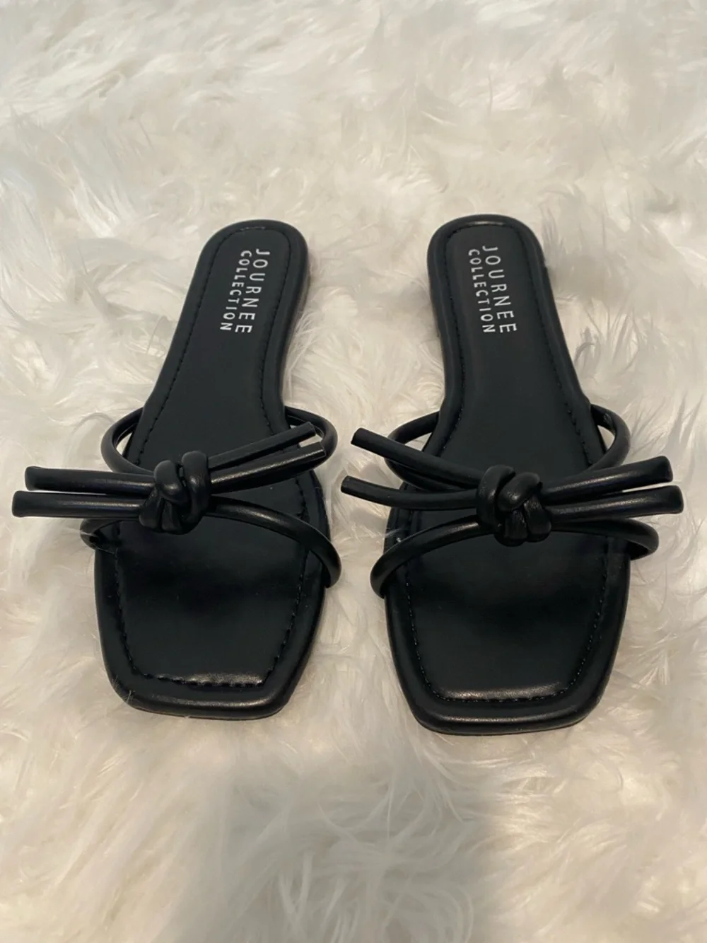 Journee Collection journee black