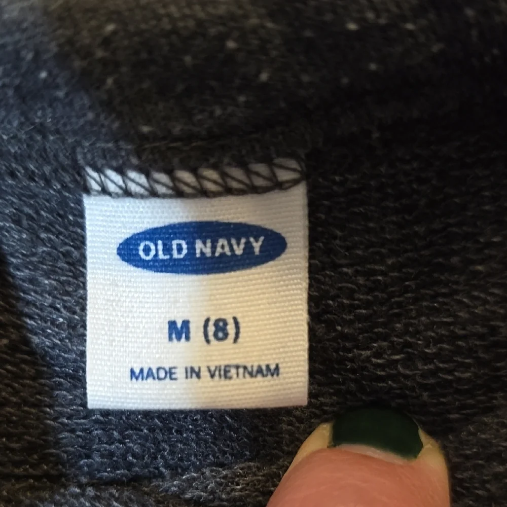 Old Navy top layering detail