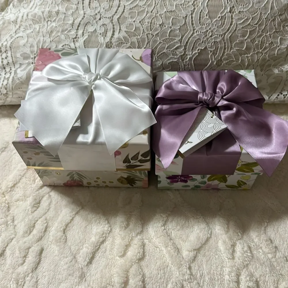 PAPYRUS Set of Two Floral Top White Lavender Bow Square Nesting Gift Boxes