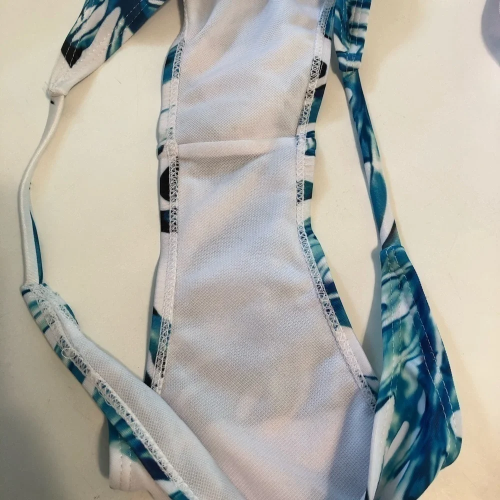 TROPICAL Leaf Bikini Bottoms Large Blue White