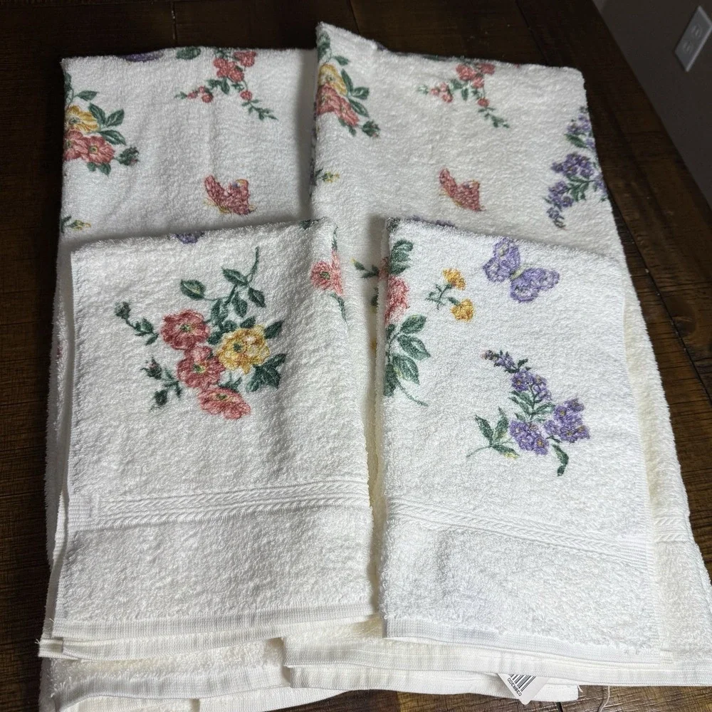 VTG NOS Fieldcrest Floral w/Butterflies 5 Piece Towel Set‎ USA Cotton Cottage