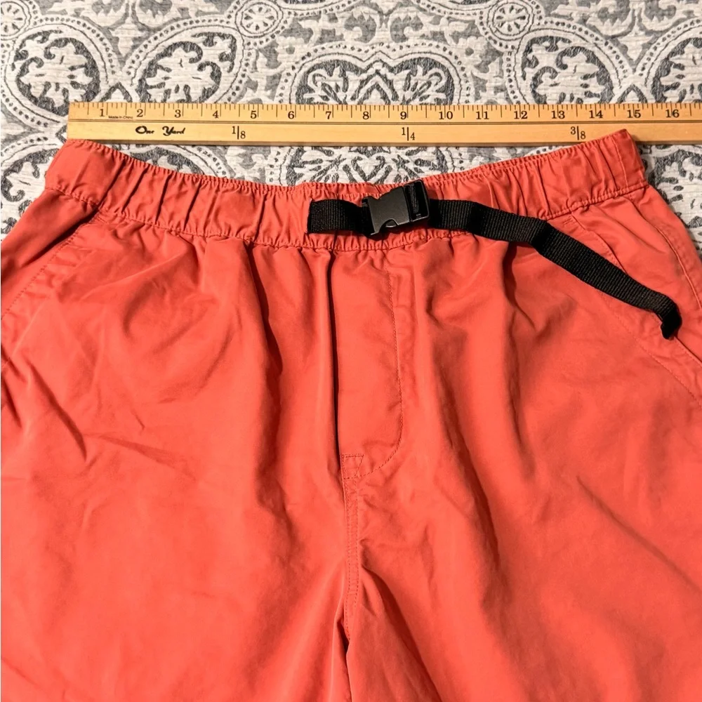 Zara Coral Urban Wardrobe Shorts Size M‎