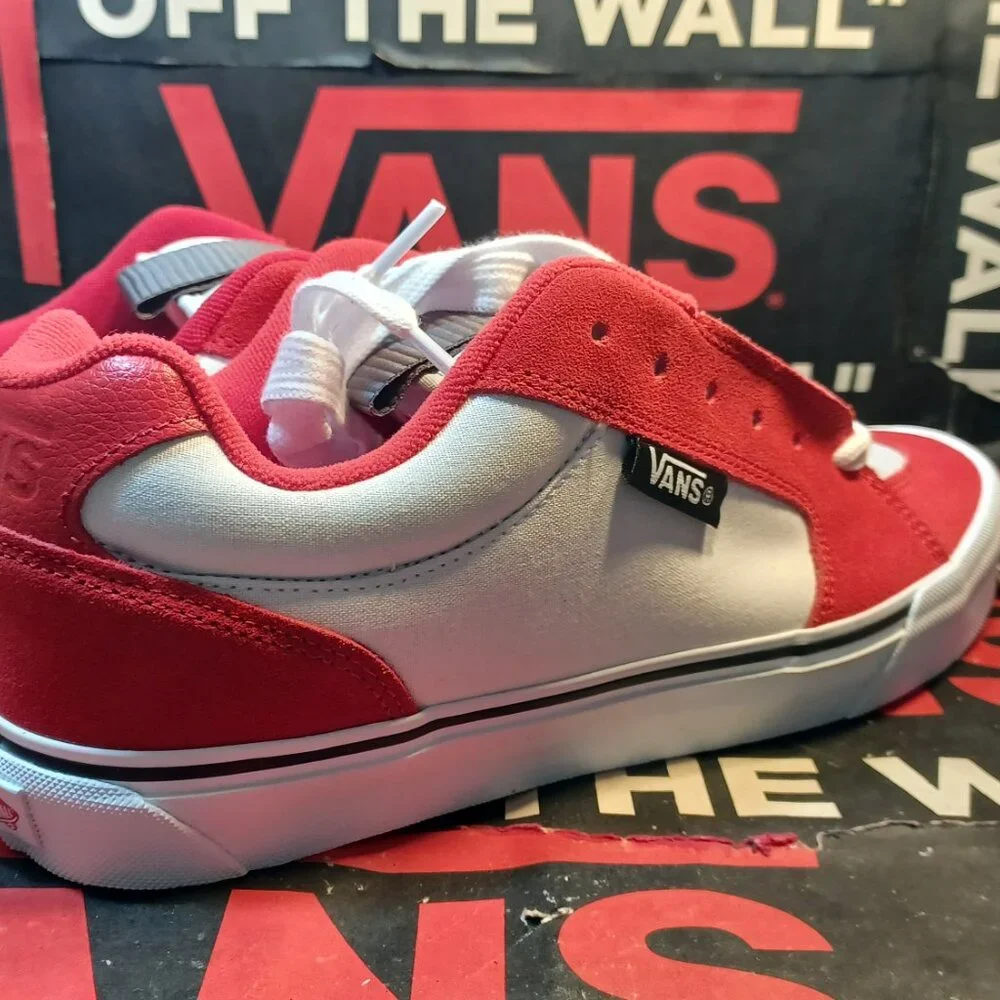 Vans Men's U.S. 11.5 Chukka Push LS Racing Red/White VN000CZW6RT