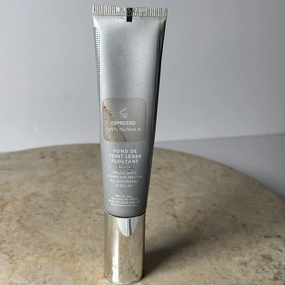 foundation espresso weightless
