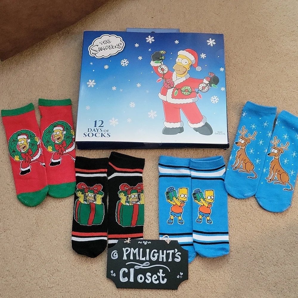 The Simpsons Set of 4 Pair Low Cut Socks Christmas NWOT