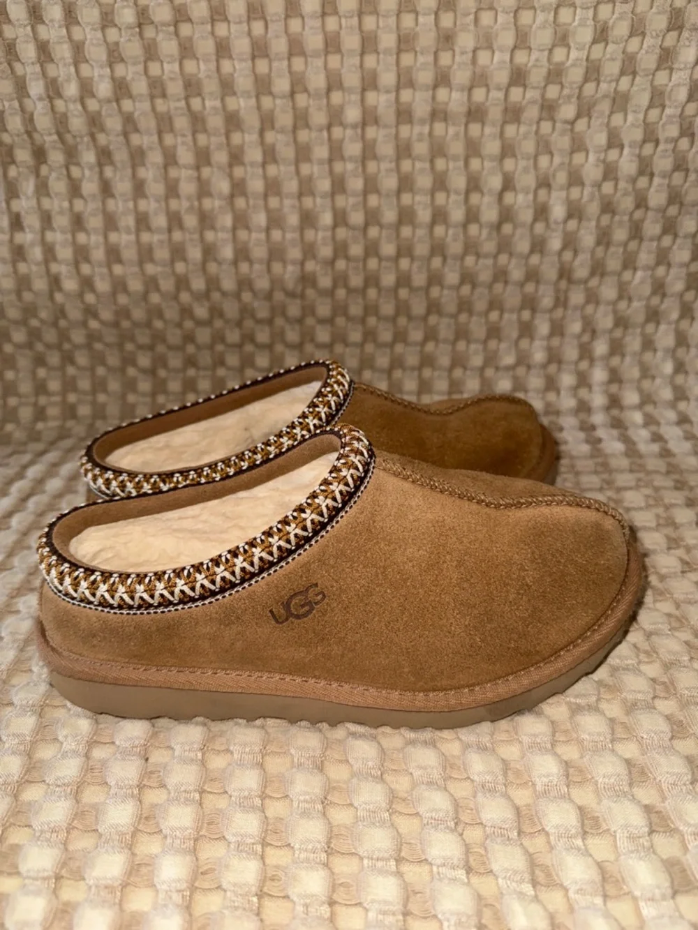 UGG chestnut suede