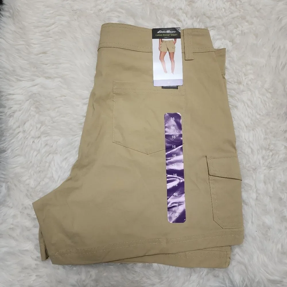 Eddie Bauer Beige Cargo pocket Shorts NWT