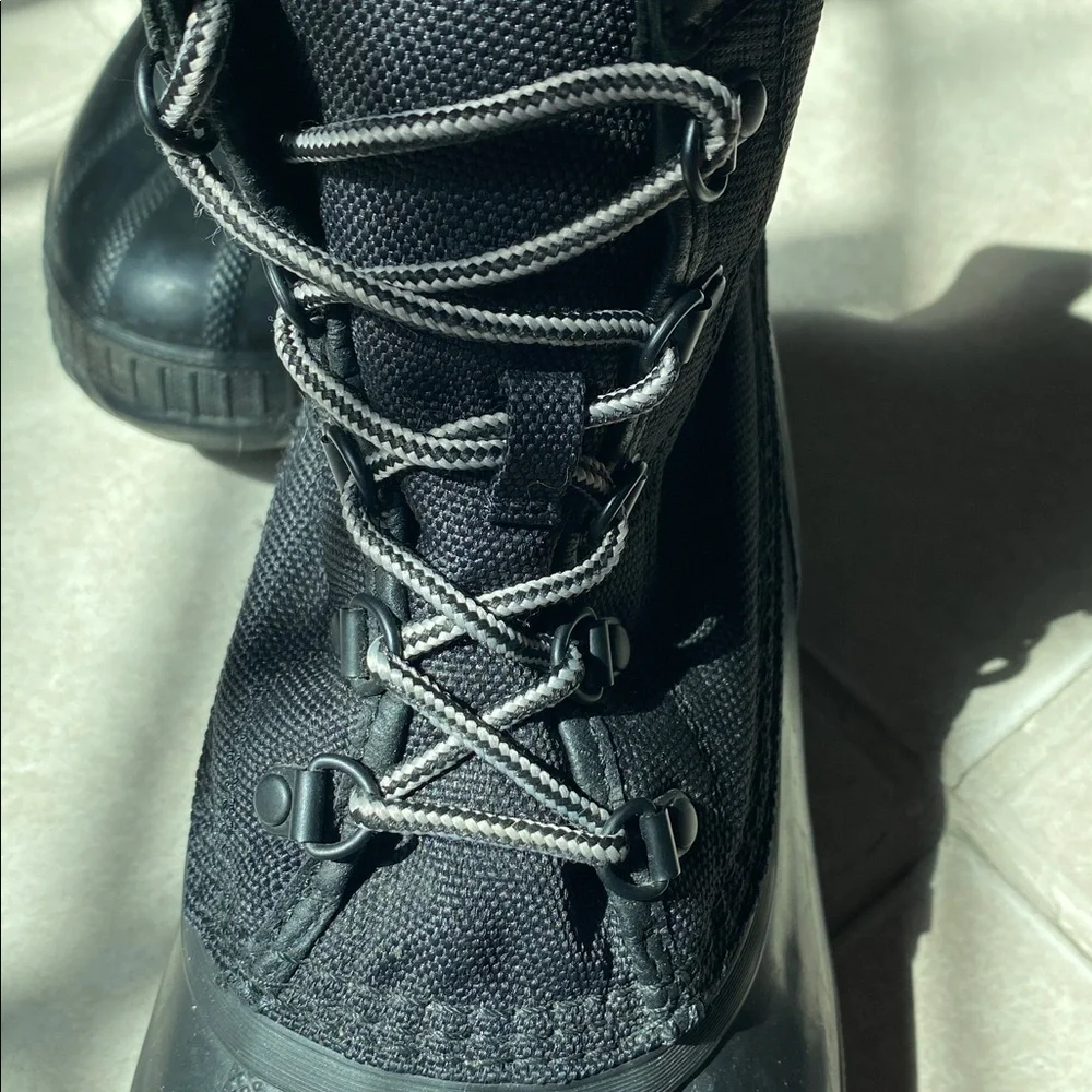 Sorel Men's Cheyenne II Short Nylon Black Lace-Up Waterproof Boots