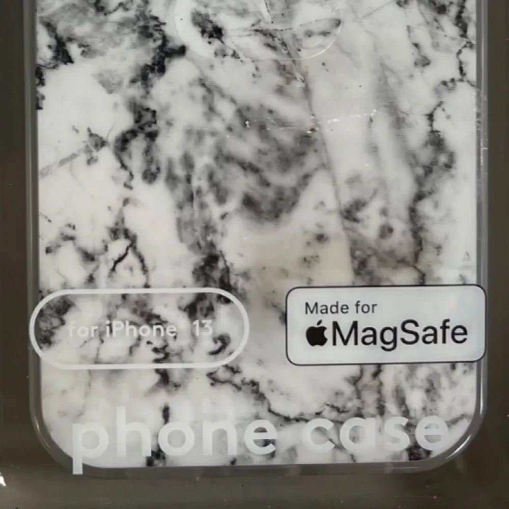 Heyday Phone Case for Apple iPhone 13 with MagSafe - White Marble - New in Box
