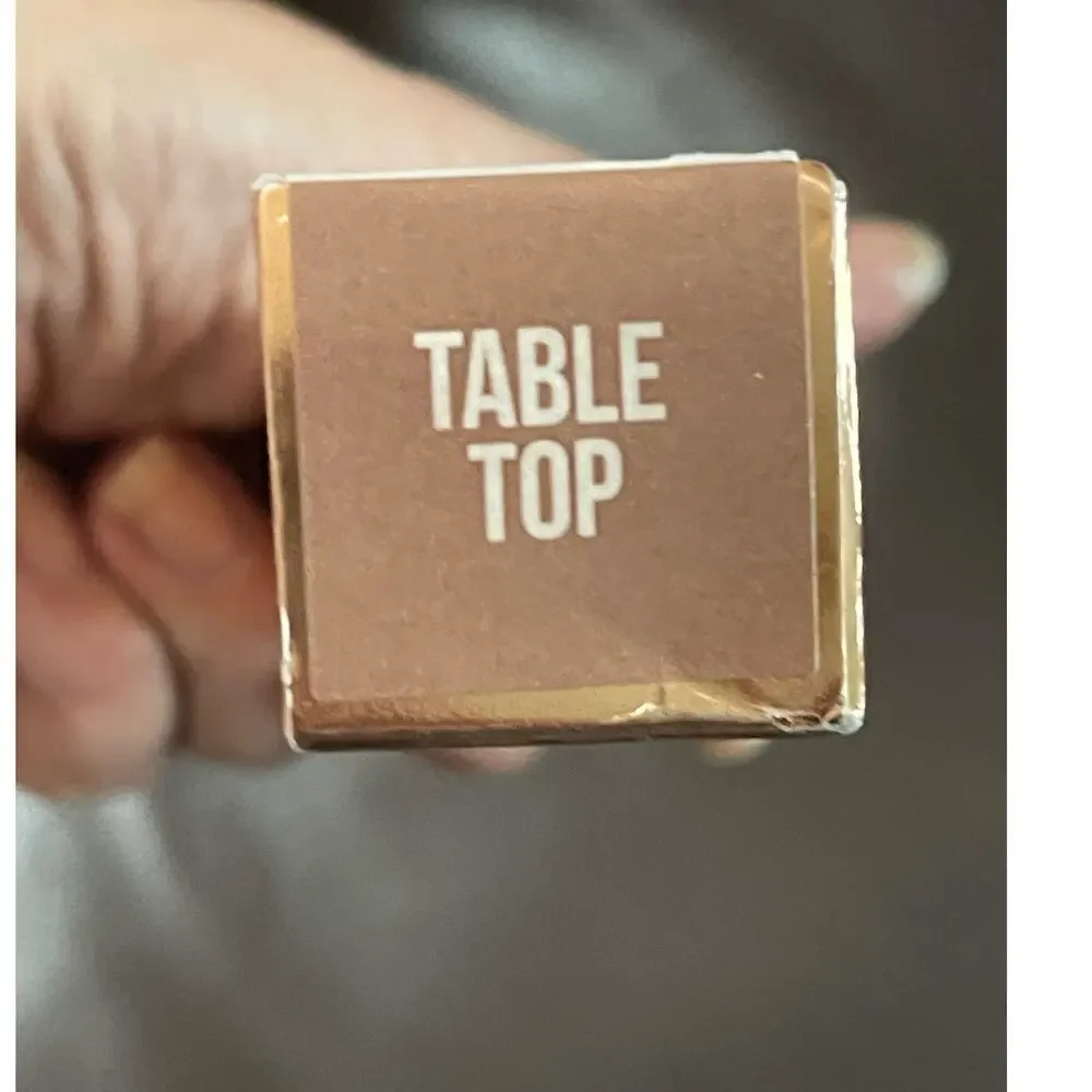 Jeffree Star The Gloss in Table Top - New In Box