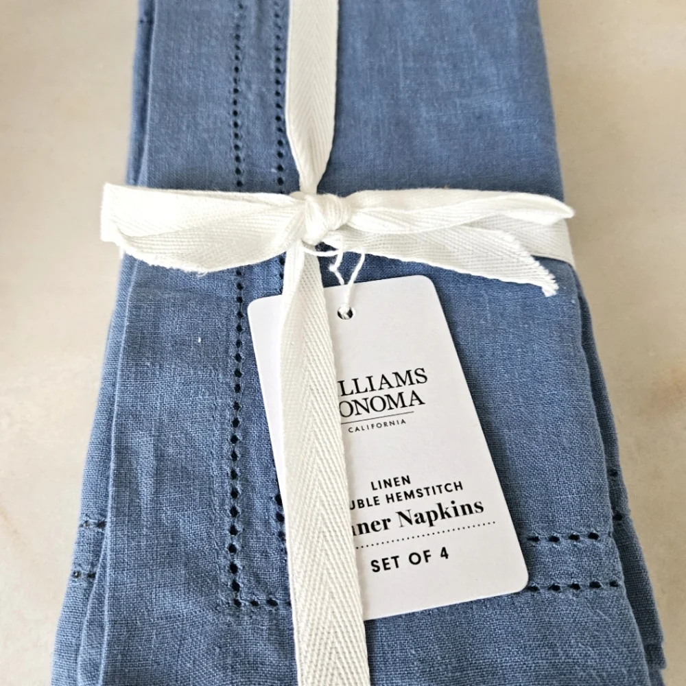 Williams Sonoma Blue Napkin Set