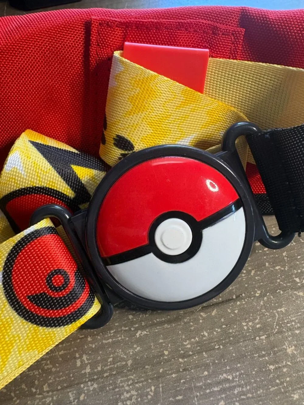 Pokemon belt pikachu
