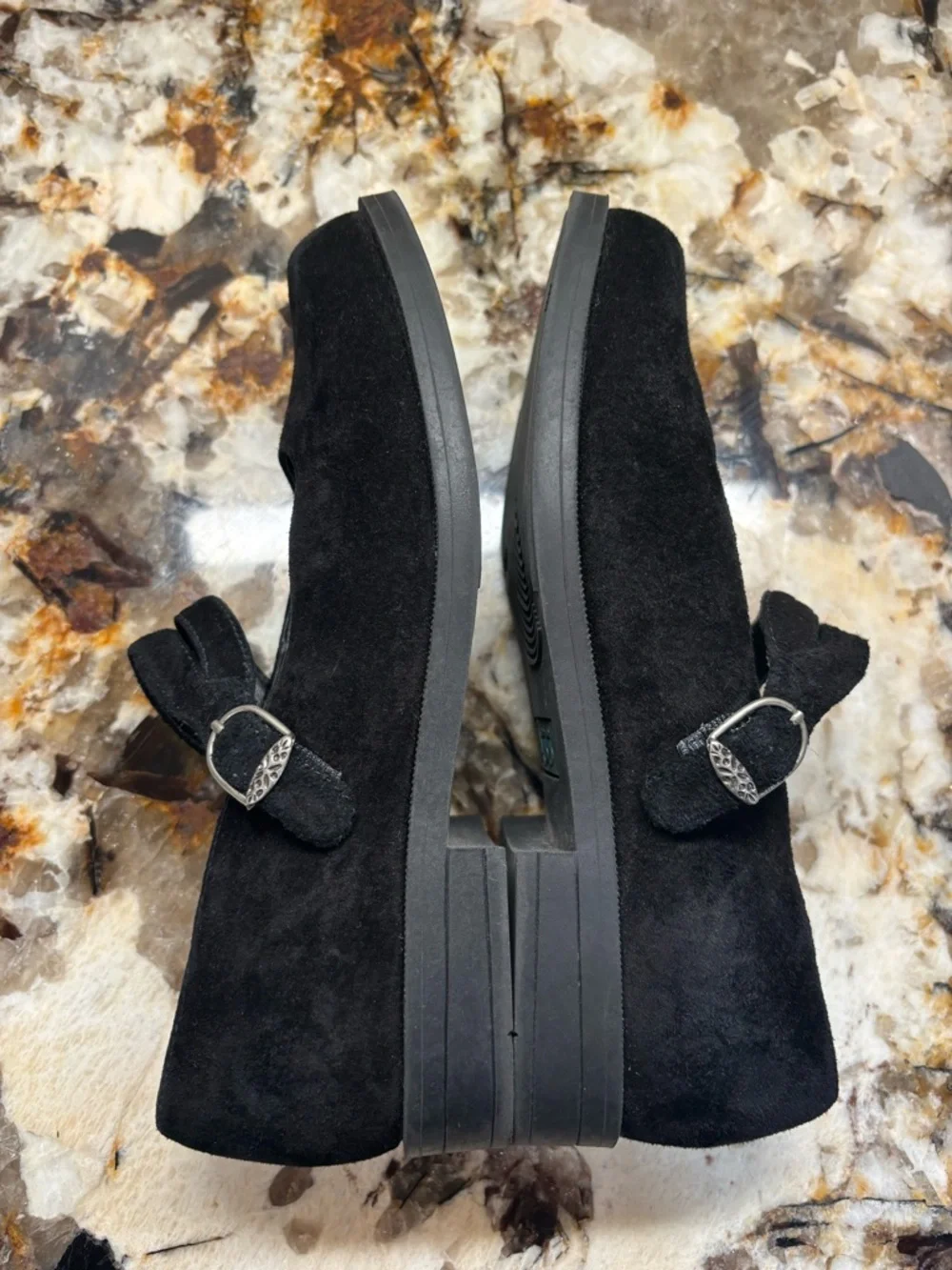 Bass style black last
