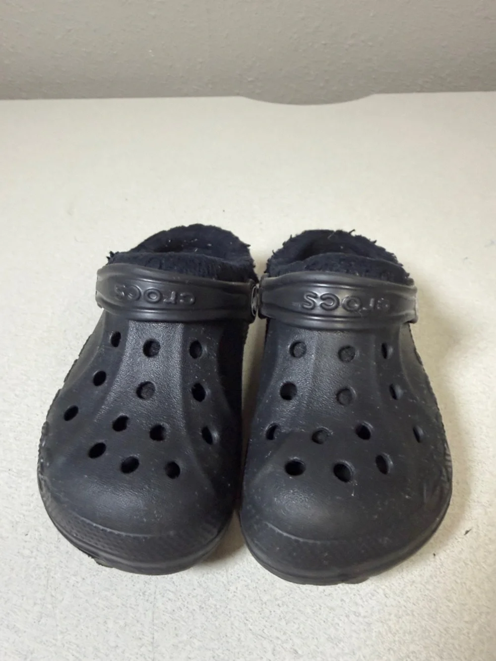CROCS kids secure
