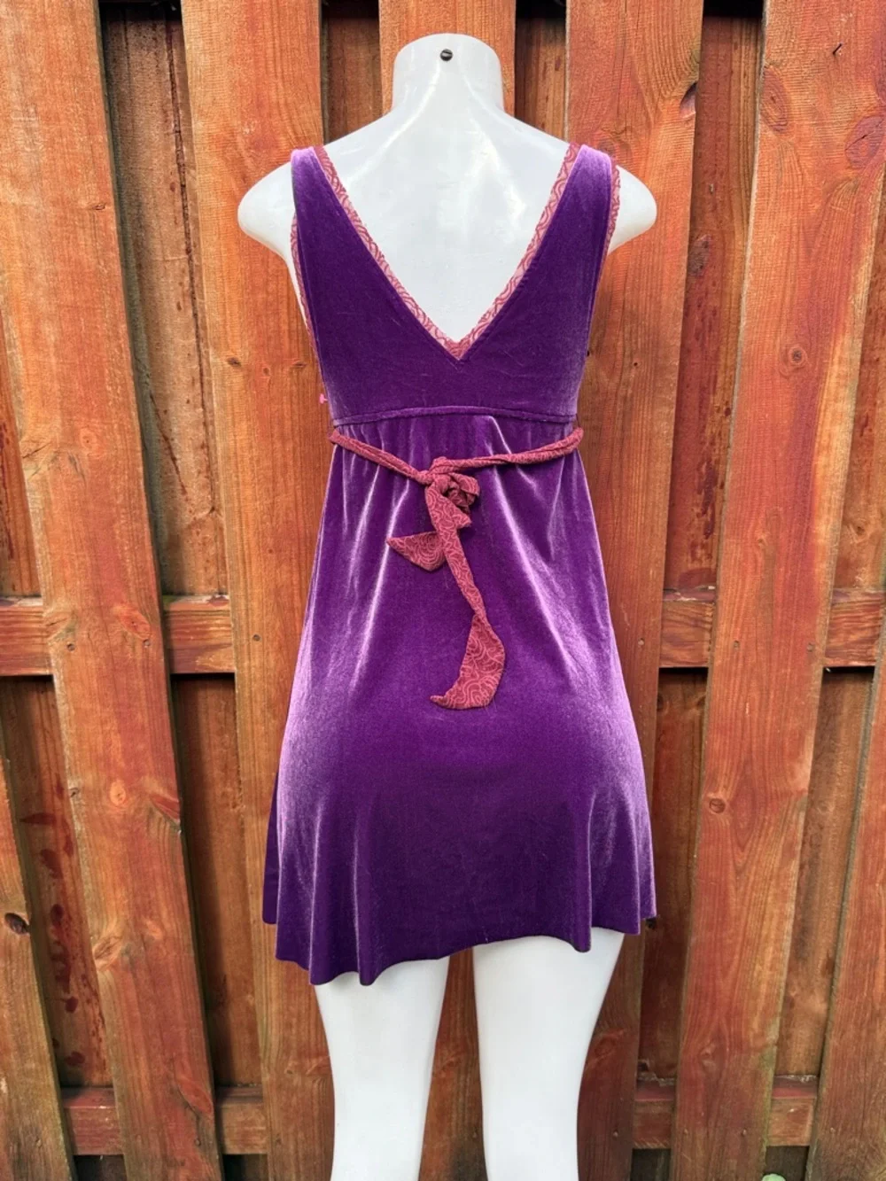 Free People Yellow Felt Flower Accent on Plum Fabric SP