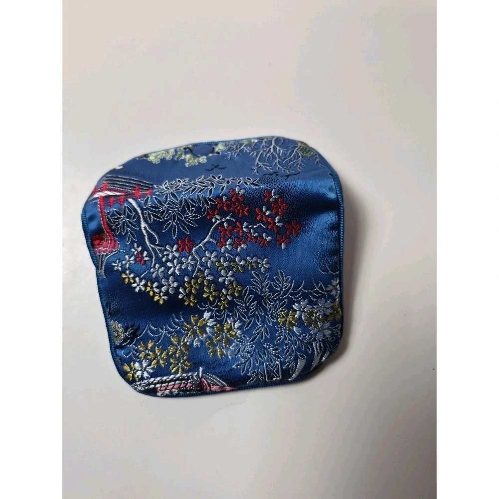 Lot of 8 Asian Silk Brocade Jewelry Pouches & Coin Purses Mixed Colors & Styles