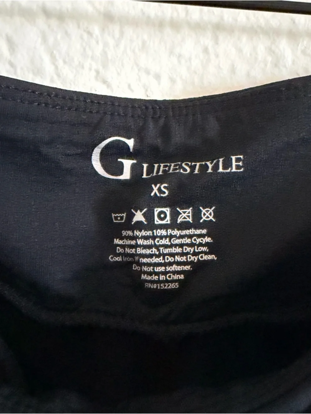 ALO Yoga lifestyle black