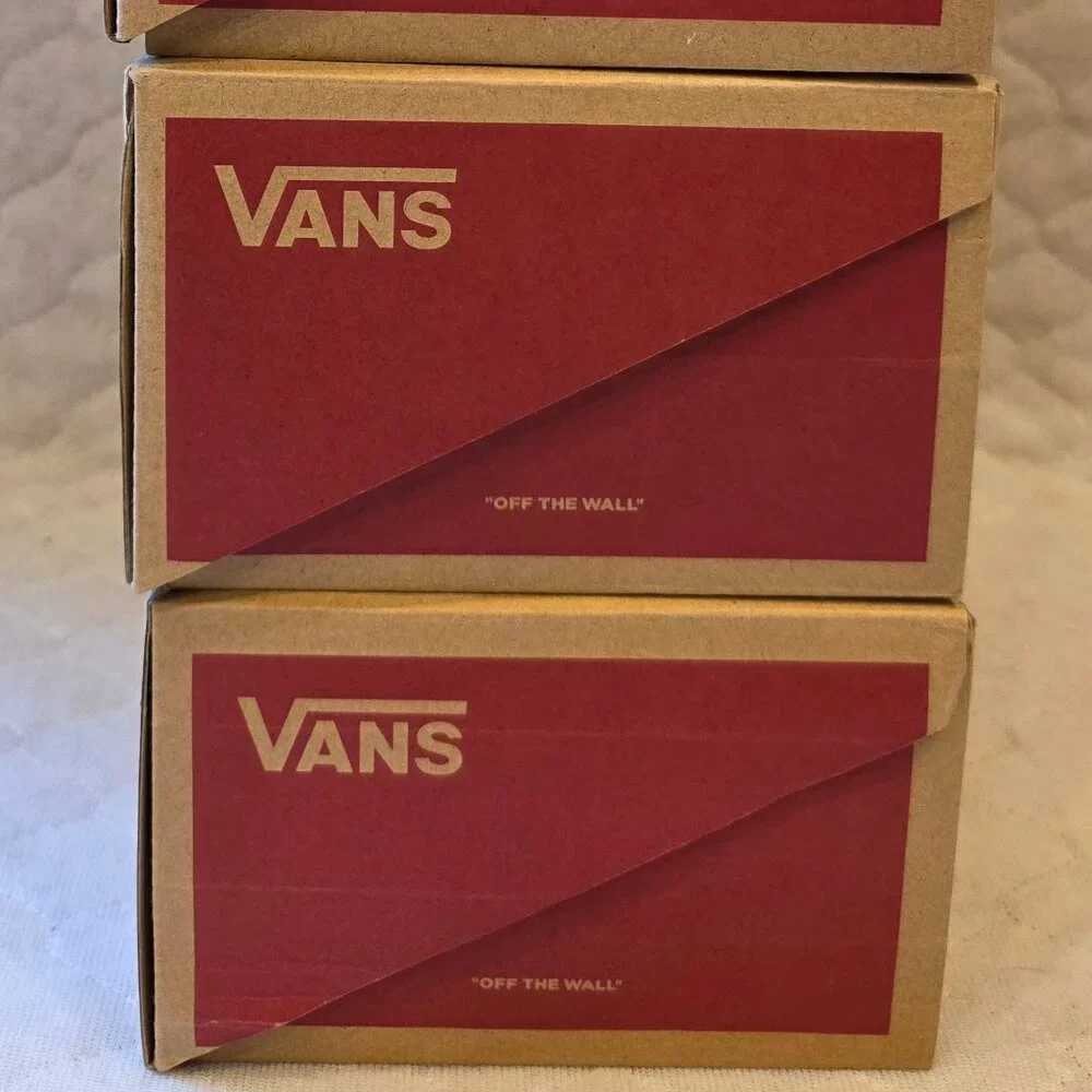 Vans no shoes